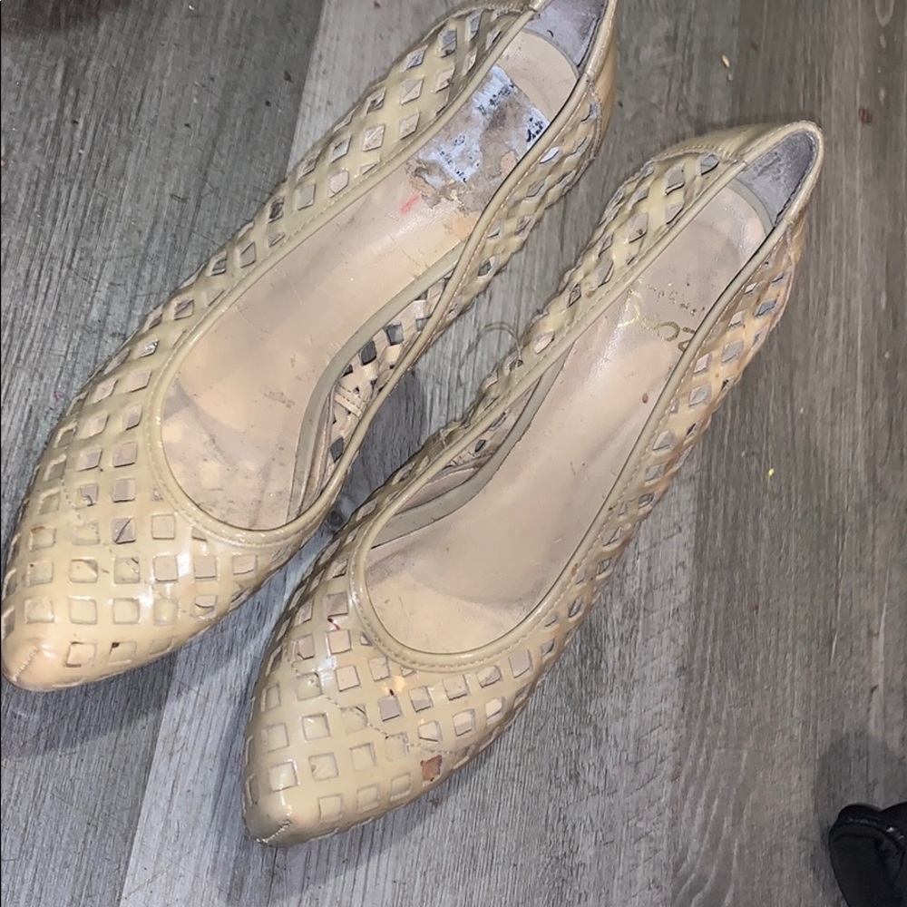 Raphaella Booz size 9 heels